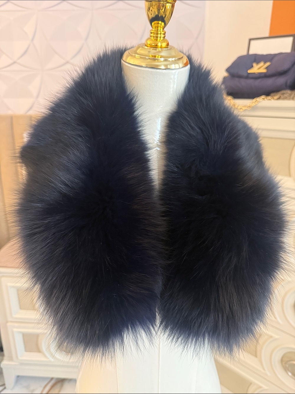 Real Fox fur scarf navy blue thick pelts